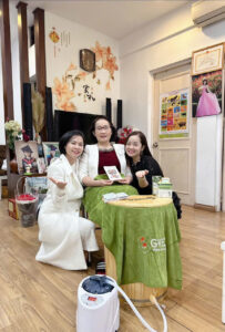 Xông hơi chân hỗ trợ trị đau nhức, thư giãn tinh thần, giúp ngủ ngon hơn