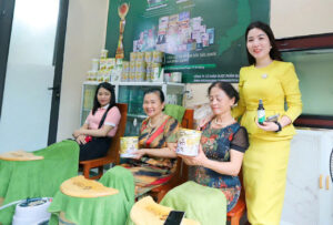 Review máy xông chân thảo dược Gwen