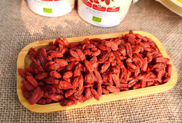 Kỳ tử 2 Kỷ Tử Hữu Cơ Anbio - Hộp 200g - "Trái Cây Thiên Đường" Cho Sức Khỏe Vàng