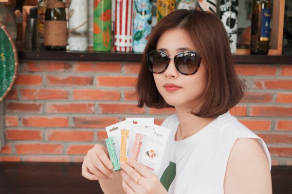 Son Dưỡng Môi Không Màu Coboté  5g – Dưỡng Ẩm Kép Và Chăm Sóc Môi Từ Thiên Nhiên