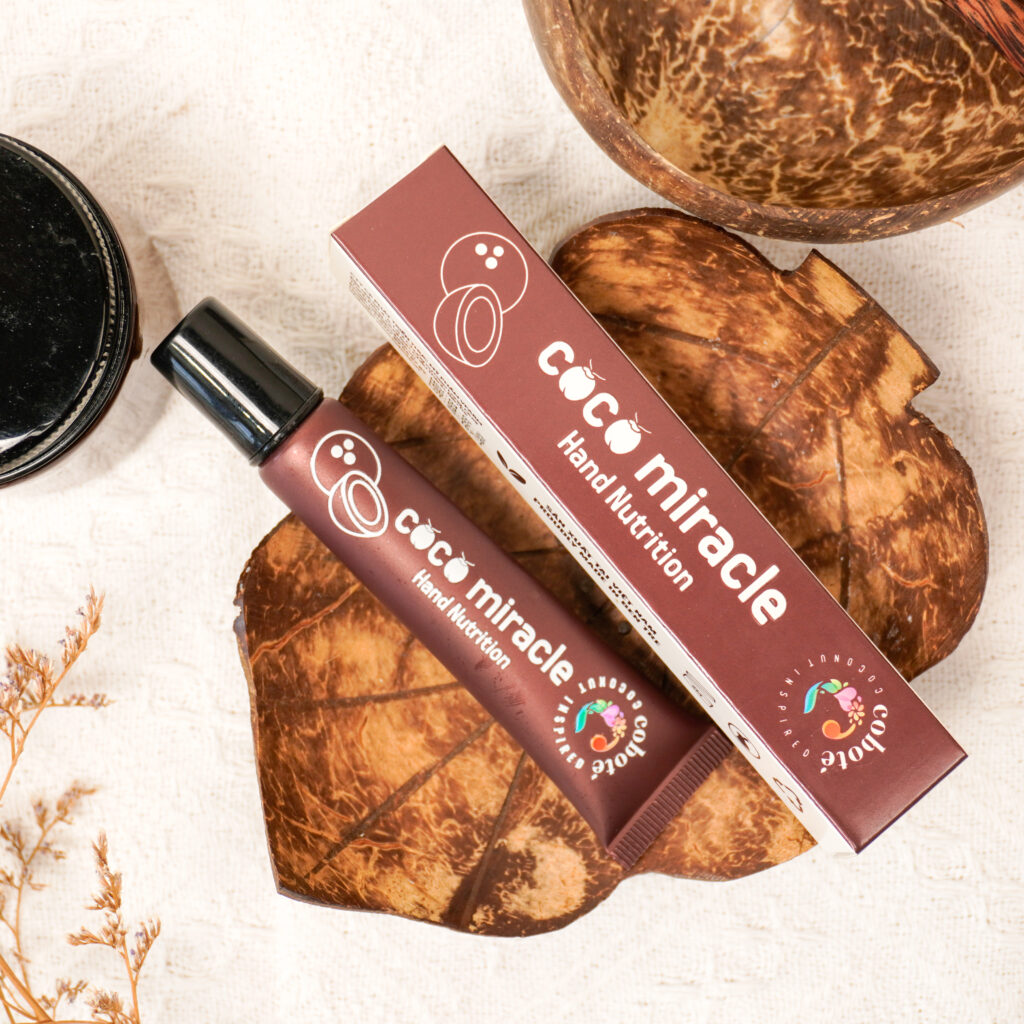 Kem dưỡng da tay và móng Coboté 20g
