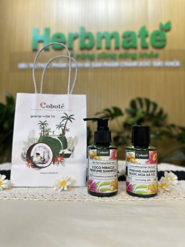 IMG_3296 Nước Xả Tóc Hương Nước Hoa Coboté 100ml – Chuẩn Mực Mới Cho Mái Tóc Khỏe Đẹp