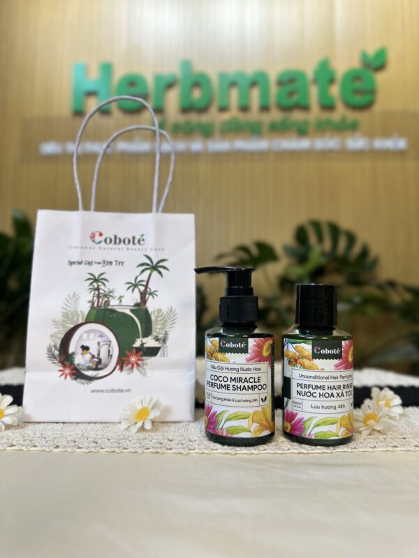 IMG_3297 Nước Xả Tóc Hương Nước Hoa Coboté 100ml – Chuẩn Mực Mới Cho Mái Tóc Khỏe Đẹp